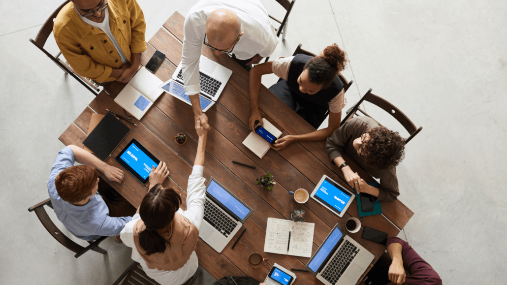 Técnicas de liderança não convencionais que multiplicam o desempenho de sua equipe